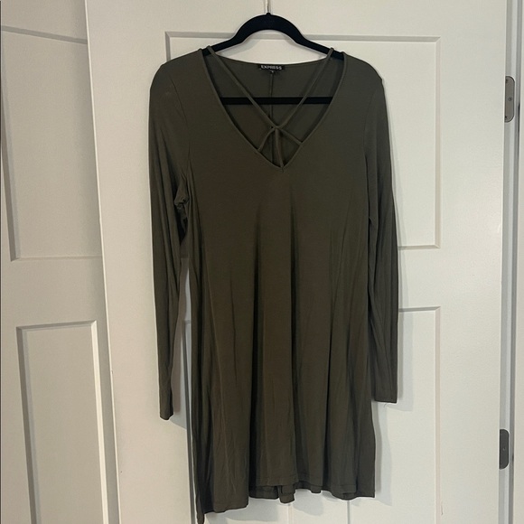 Express Dresses & Skirts - Express Long Sleeve dress